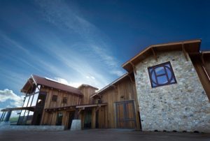Halter Ranch Vineyard : From Thoroughbred Horses to Tempranillo Grapes | SLO Horse News